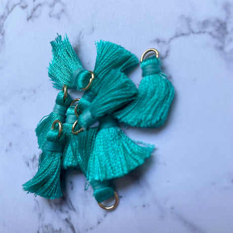 2cm Tassels - 10 Pack