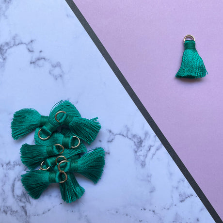 2cm Tassels - 10 Pack