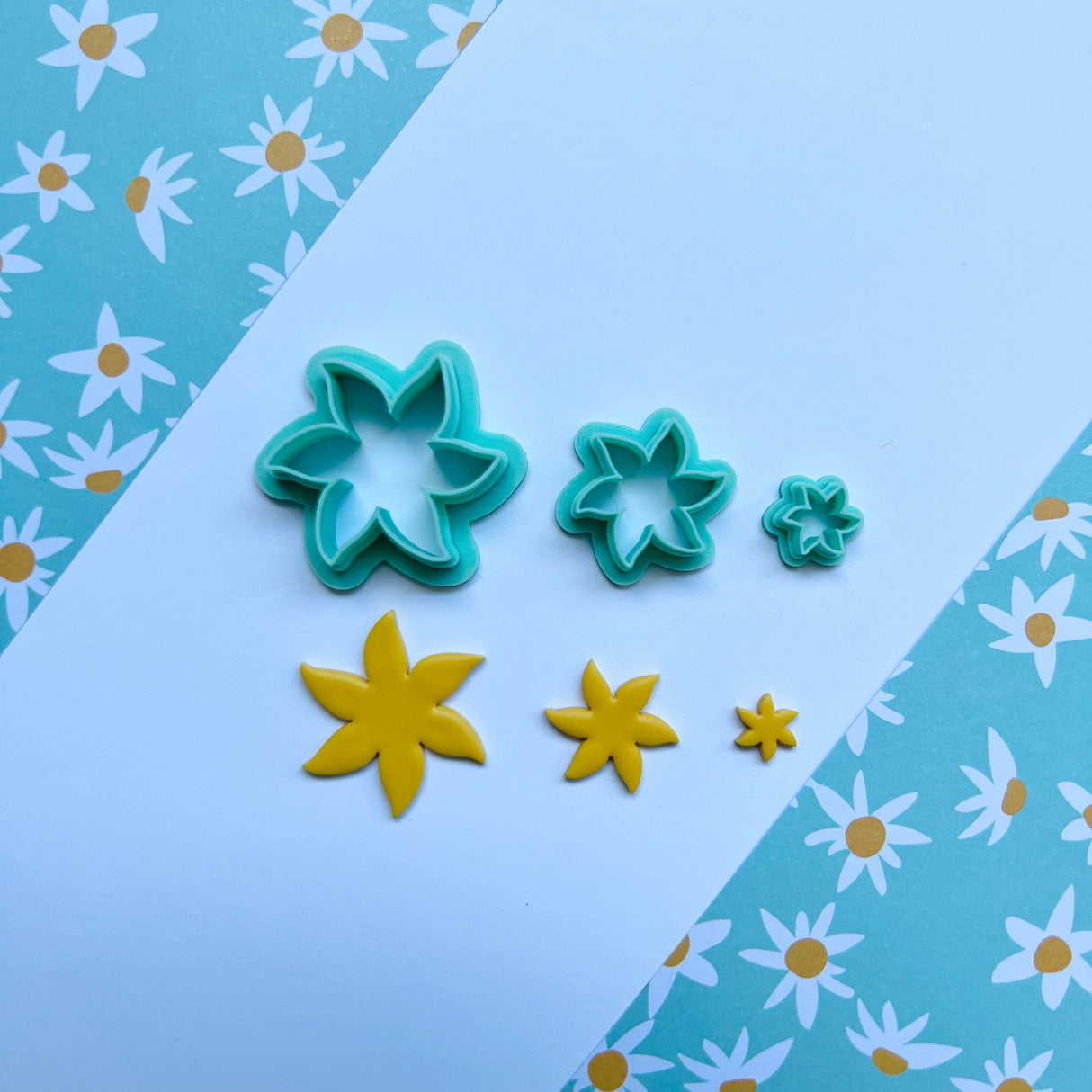 Waving Flower Cutter