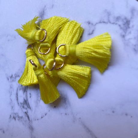 2cm Tassels - 10 Pack