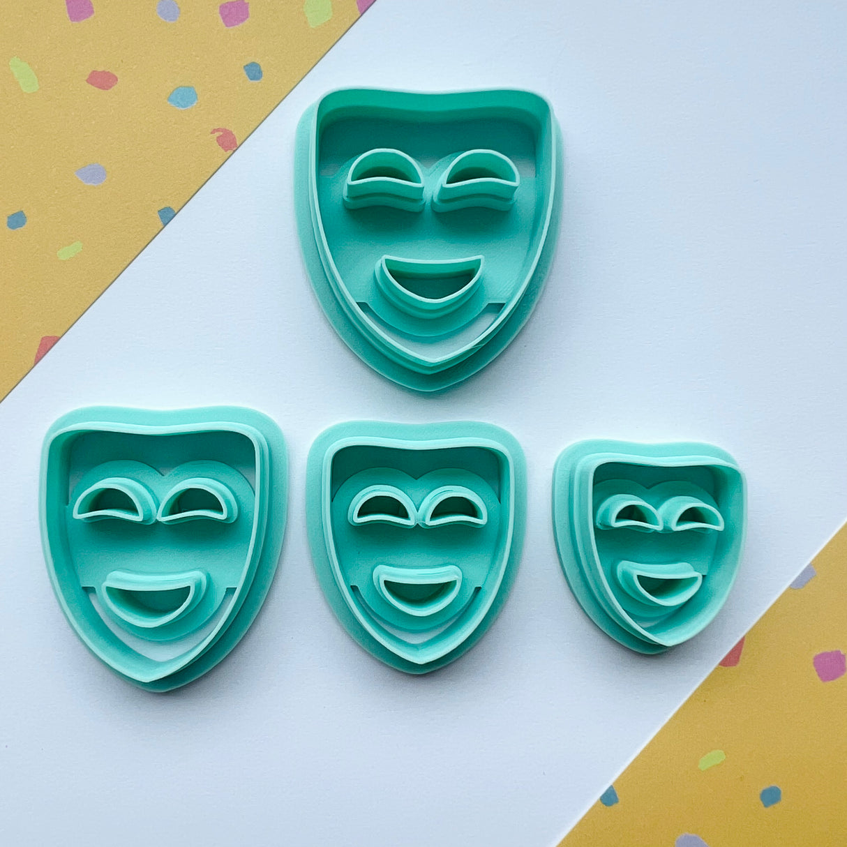 Drama Face Happy Cutter