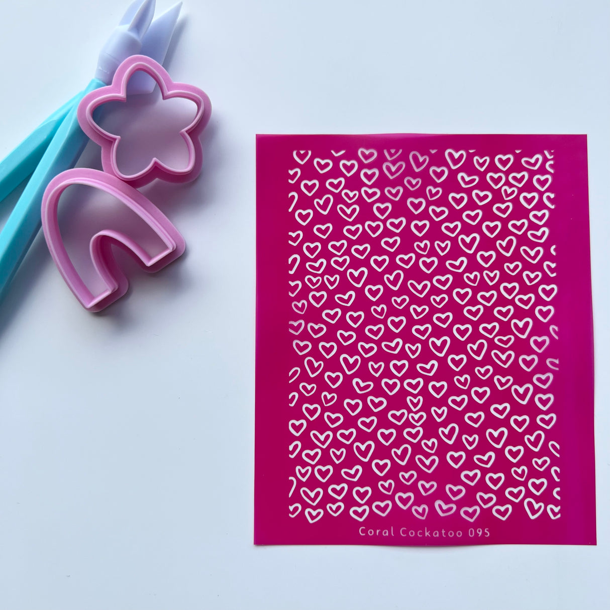 Mini Hearts Outline Silk Screen 095