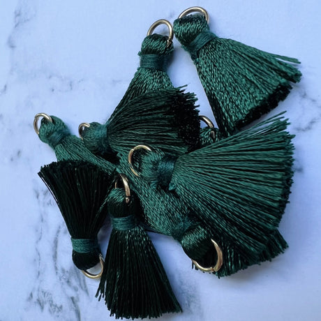 2cm Tassels - 10 Pack
