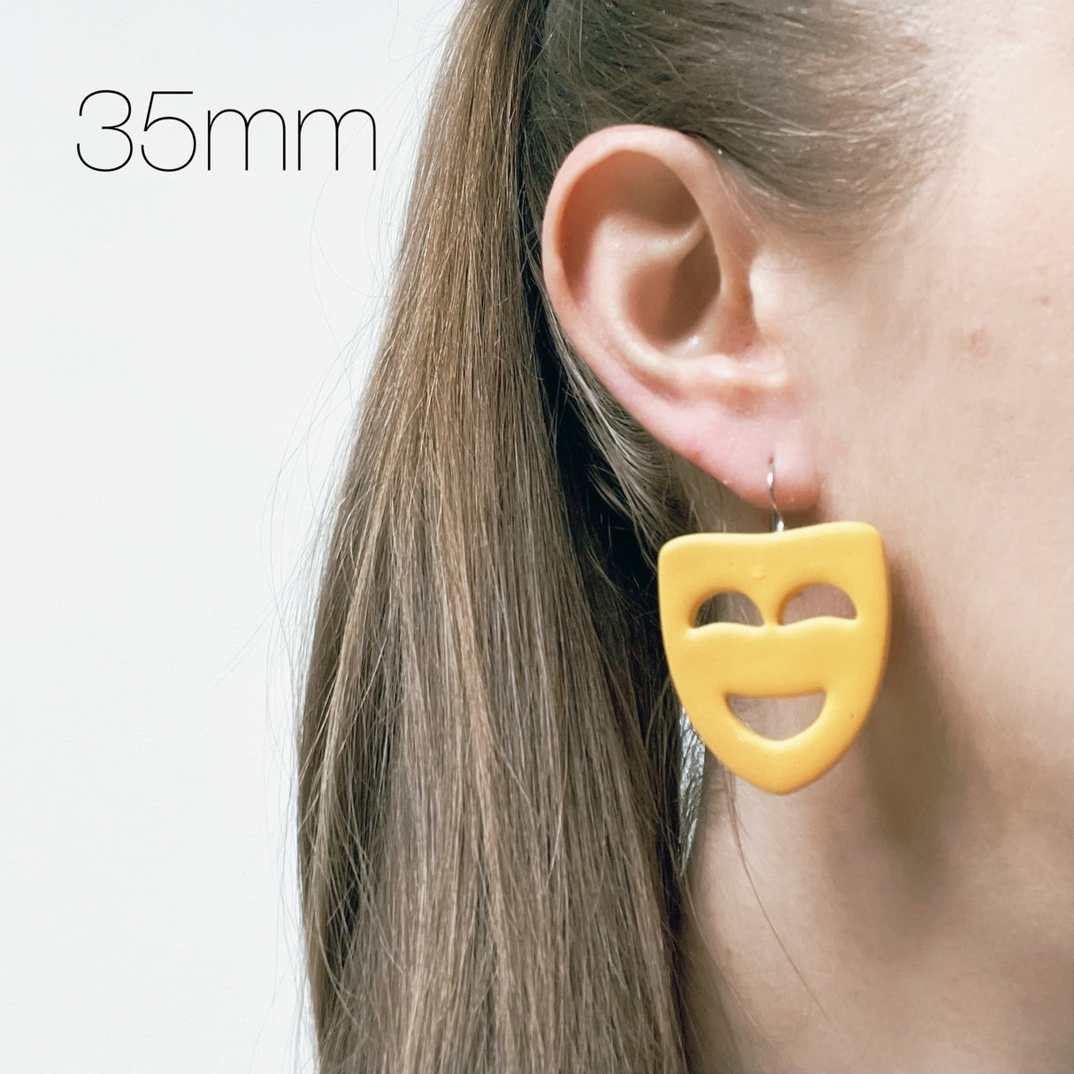 Drama Face Happy Cutter