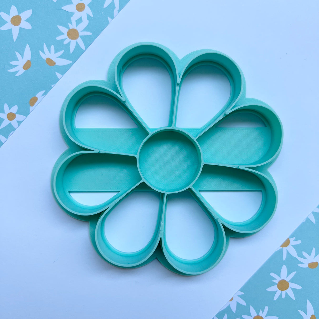 Classic Flower Decor Cutter