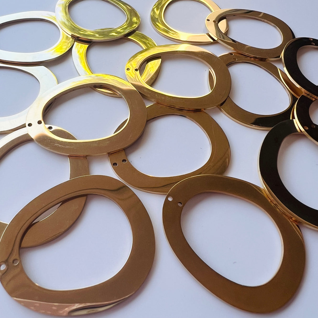 Organic Circle Charms - Gold Plated Stainless Steel - 10 pack
