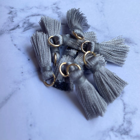 2cm Tassels - 10 Pack